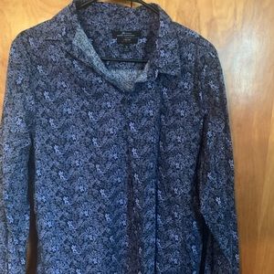 Gorgeous men’s long sleeve button down shirt